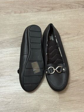 Vintage / Y2K Avon Cushion Walk Jazzy Buckle Loafers